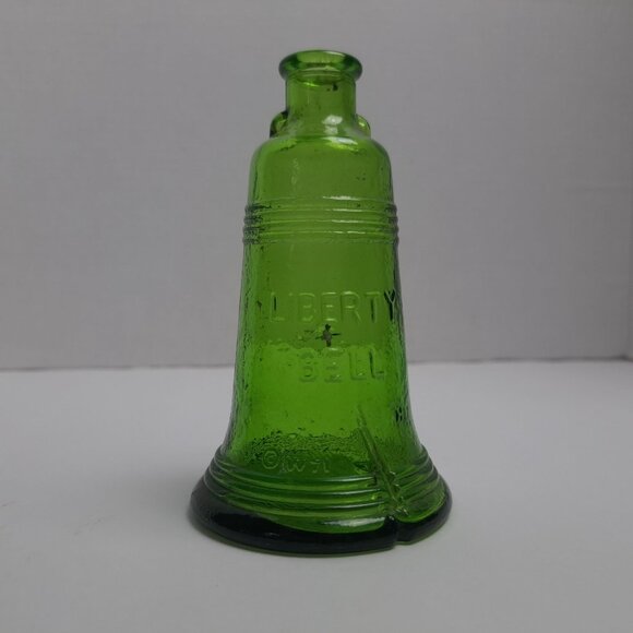 Wheaton Liberty Bell Decanter Green Glass Bottle Vintage 5" by 3" Patriotic Mini - Picture 6 of 16